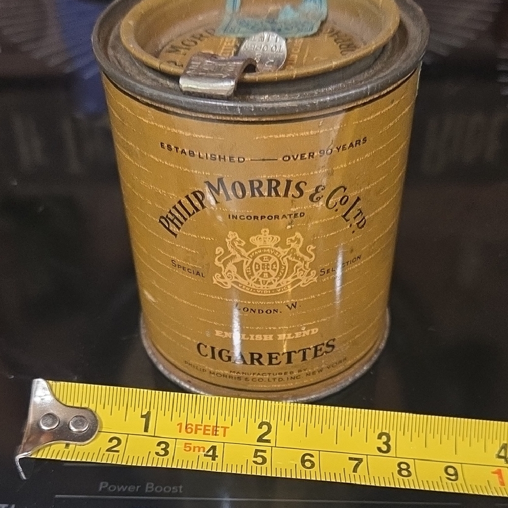 Philip Morris & Co. Vintage Cigarette Tin